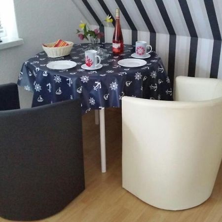 Ferienzimmer Fuer Zwei Am Strand Zingst Exterior foto